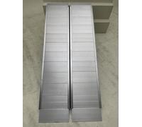 Rampe d'accès en aluminium 400 kg - 1800 x 760 mm - largeur utile 730 mm - Pliante MW Tools ARP20180