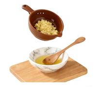 Râpe à ail et herbes avec bol, trous multi-tailles, outil de préparation des aliments en résine artisanale pour une cuisson et un nettoyage efficaces (B)