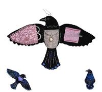 Raven's Keepsake - Gardien des points de suture, organisateur d'aiguilles et de fils en feutre fait à la main, sac de rangement portable, étui de couture en feutre doux, cadeaux pour (1PCS)