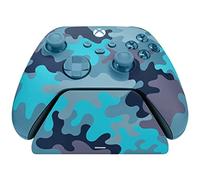 Razer Universal Quick Charging Stand - pour Manettes de Xbox (Charge Rapide, Contact Magnétique, Compatibilité Universelle, Navigation à Une Main) Mineral Camo Ed.