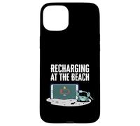 Recharging At The Beach Low Battery Crab Phone Coque pour iPhone 15 Plus