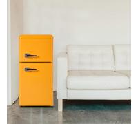 Réfrigérateur Rétro. Congélateur Combiné. Hauteur : 88,8 cm, Largeur : 45,5 cm, Deux Portes, Volume Total : 60 litres, Compartiment Congélateur : 22 litres. Consommation : 102 kwh/An,Yellow