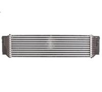 Refroidisseur d'air de suralimentation NRF 30523 pour BMW 5 (F10) 2 2010-2014