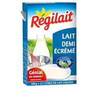 REGILAIT - Lait en Poudre Demi-écrémé Pratique, Texture Onctueuse pour Recettes et Boissons (300g) - Le lot de 4