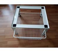 Réhausseur pour machine à laver et agrafeuse avec panier porte vêtements sales en métal Wire Basket