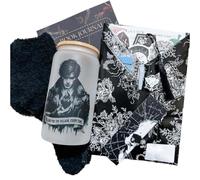 Rendez-vous Gothique Avec Un Livre, Coffret Cadeau Halloween Horreur Et Mystère, Comprenant Des Chaussettes Douillettes, Un Porte-clés Et Des Autocollants, Surprise De Lecture Effrayante (F)