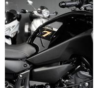 Resin Bike Autocollant Moto Compatibles avec Yamaha Tracer 7 GT 2021-2024 Or. Protections Latérales de Réservoir Contre Les Chocs et Les Éraflures. Autocollant 3D Résinés Made in Italy