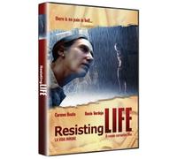 Resisting Life/La Vida Inmune