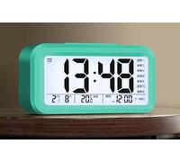Réveil numérique LED avec capteur de température, alimentation USB, 3 alarmes programmables, fonction snooze pour chambre à coucher, bureau (vert)