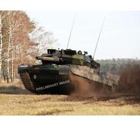 REVELL 03355 MAQUETTE LEOPARD 2A7V 1/72