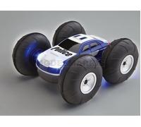 Revell Control 24634 Stunt Car FlipRace Véhicule RC débutant électrique Monstertruck 4 roues motr