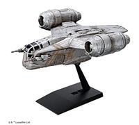 Revell (Bandai Original 01213 Star Wars: The Mandalorian Razor Crest™ (en vol) Échelle 1:144 non construit/pré-coloré/clipsé (sans colle) Kit de maquette en plastique avec support de présentation,