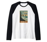 Reynisfjara Black Sand Beach Islande Vintage Art Graphic Manche Raglan