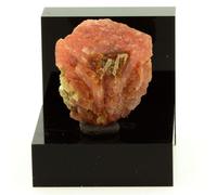 Rhodochrosite. 41.12 Ct. Mont Saint-Hilaire, Québec, Canada.