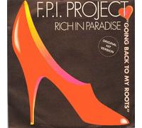 Rich in Paradise [Import]