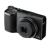 RICOH GR IV HDF, modèle amélioré du GR IV avec filtre de diffusion intégré. Appareil photo numérique compact haut de gamme ultime avec NOUVEAU capteur CMOS APS-C de 25,74 mégapixels et NOUVEL objectif