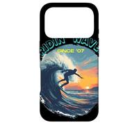 Ridin' Waves Depuis 2007 Wave Rider Essentials - Planche de Surf et Coque pour iPhone 17 Pro