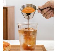 Risveglio Tasse à café doseuse en acier inoxydable avec poignée en noyer, marques de mesure visibles, prise en main ergonomique et versement