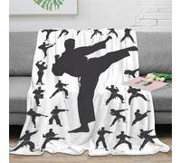 RJAVAGFZL 3D Imprimé Karate Silhouette Couverture Moelleuse Microfibre Literie Martial Arts Couverture de Lit Lavable en Machine pour Jeunes Gammers Locataires 80×90inch(200x230cm)