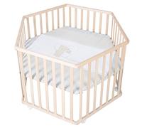 Roba - Parc bébé Liebhabear en bois hexagonal avec tapis de parc et roues avec freins - Blanc