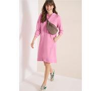 Robe à longueur de genou avec capuche