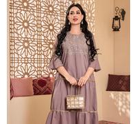 Robe arabe élégante brodée d'or, Robe JALABIA à col en V avec ceinture et patchwork, dernier modèle 2025 pour la robe de la Fête nationale saoudienne au printemps L,M,XL,XXLGéométriqueTissu tissé