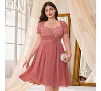 Robe cocktail à balancier pour fête, bal de promo, mariage, anniversaire, remise de diplôme, retour au pays. Robe avec col V profond, sequins floraux, dentelle, contraste en mousseline plissée. Taille