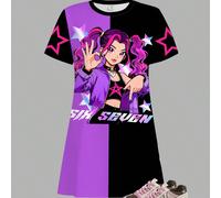 Robe courte à col rond, manches courtes, avec imprimé lettres et étoiles du groupe de filles K-POP, en couleurs violette et noire contrastées. Chic et décontracté, convient pour les vacances, les fête