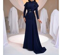 Robe de soirée élégante, romantique et digne avec une applique plissée en tissu stretch bleu marine. Manches longues, ourlet queue de poisson traînant. Parfaite pour les fêtes, anniversaires, mariages