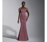 Robe élégante à volants rose lotus en mousseline de soie avec épaules dénudées, coupe slim et queue de poisson. Convient pour les rendez-vous, les vacances, les soirées célibataires, les mariages, les