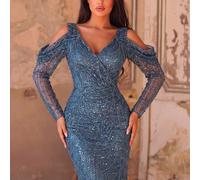 Robe longue sirène glamour avec ornements de paillettes et de perles, avec fente haute - Fantaisie sous-marine du jardin de corail Gala, tapis rouge et fête de mariage sur le thème de l'océan, événeme