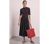 Robe mi-longue plissée à rayures