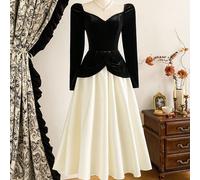 Robe midi élégante vintage pour femme en patchwork de velours et satin avec col en forme de cœur et motif floral. Tenue de soirée/cocktail/cérémonie pour l'hiver. Vêtements d'hiver pour femmes. Tenue 