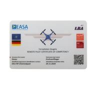 Roboterwerk Permis de conduire pour drone : votre certificat de compétence UE A1/A3 et votre permis de conduire de drone A2 en taille de carte de crédit, code QR avec drapeau national,