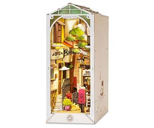 ROBOTIME DIY Book Nook Kit, Sunshine Town, Maison de Poupée en Bois, Puzzle Modèle de Construction avec Lumières LED Etagère Décor Cadeaux de Noël