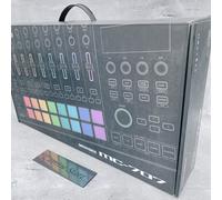 Roland MC-707 Standard