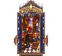 Rolife Book Nook Maison Miniature Magic Fantasy Corner, Puzzle 3D Booknook avec Lumière et Porte de Fermeture, Halloween Diorama pour Bibliothèque d'angle, Cadeau d'anniversaire & de Noël pour Adulte