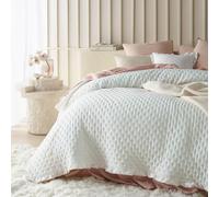 ROOM99 Molly Élégant Dessus de lit 170 x 210 cm Couvre-lit 2 Personnes canape Moderne matelassage jeté de canapé, idéal comme Couvre-lit avec Volant Écru