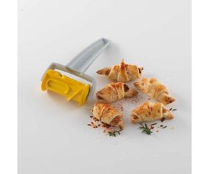 Roulette découpe pâte pour croissant Betty Bossi