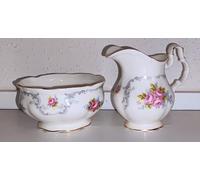 Royal Albert Tranquillity Ensemble lait et sucre - Bone China England - Pot à lait et sucrier - Service à thé vintage - Porcelaine florale avec bordure dorée