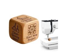 Rrlihjgu Dés de décision pour quilting, dés de couture d'inspiration faits à la main en bois, outil créatif à 6 faces avec tâches de couture gravées - Pour quilters, amateurs de travaux manuels,
