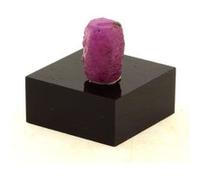 Rubis. 8.0 Ct. Kiteto District, Manyara Region, Tanzanie.