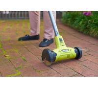 RYOBI Nettoyeur de joints sans fil RY18PCA-120, mauvaises herbes et herbe dans les joints, manche télescopique et poignée à deux mains, 18V, batterie 2Ah