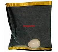 Sac à œufs chinois - Tour de magie / gros plan