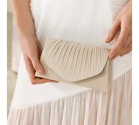 Sac d"embrayage classique et élégant à design plissé pour femme avec rabat. Parfait pour les soirées formelles, les mariages romantiques, les danses et les événements du soir. Peut être utilisé comme 