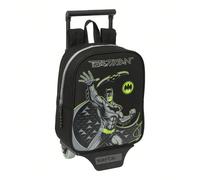 Sacs et costumes à roulettes pour enfants Découvrez le sac à dos 232+Cart 805 Batman "Game Over", un accessoire indispensable pour ceux qui recherchent fonctionnalité, style et durabilité. Avec un des