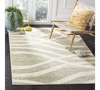 Safavieh Distressed Adirondack Collection Tapis pour Salon, Salle à Manger, Chambre à Coucher - Poils Courts - Sauge et crème - 155 x 229 cm