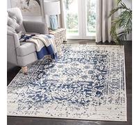 SAFAVIEH Tapis de Sol Vieilli pour Salon, Salle à manger, Chambre à coucher - Madison Collection, Tapis à poil court, Crème et Marine, 155 X 229 cm