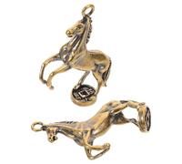 SAFIGLE 2 Pièces Pendentifs de Cheval Vintage en Laiton Or pour Décoration de Bureau et Accessoire de Voiture, Charme Amulette Brillant Longue Durée pour L'année 2026