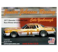 Salvinos Jr Models JJMC1977NW 1/25 Cale Yarborough #11 Junior Johnson Chevy 1977 Kit de modélisme en Plastique